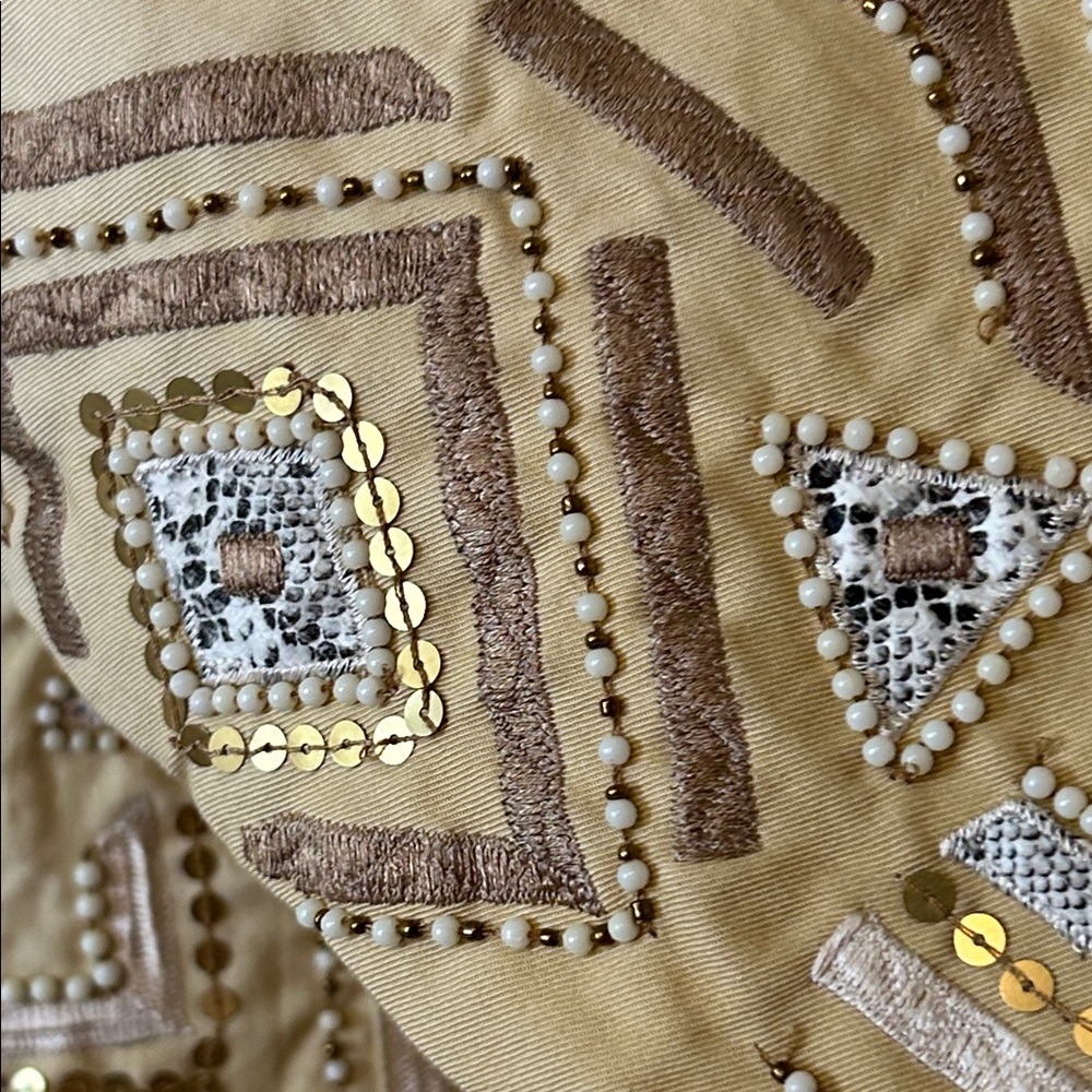 Women's Embroidered Jacket - Picture 8 of 16